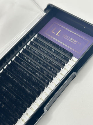 16 Rows per lash trays Highest quality material PBT Available in range of curls lengths and thickness to create volume Consistent, long-lasting curls Black
